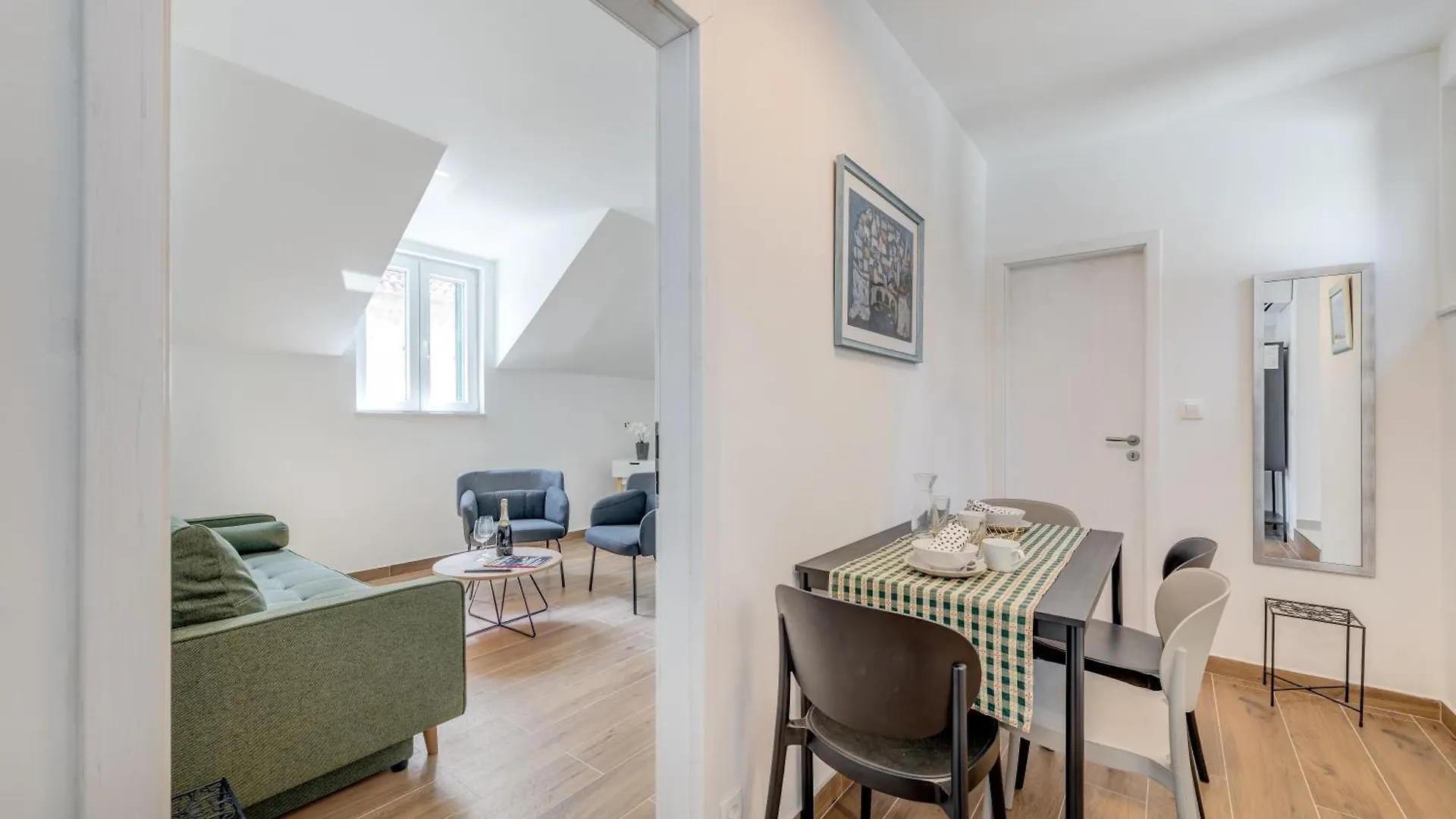 Family Bliss Central Apartment Split